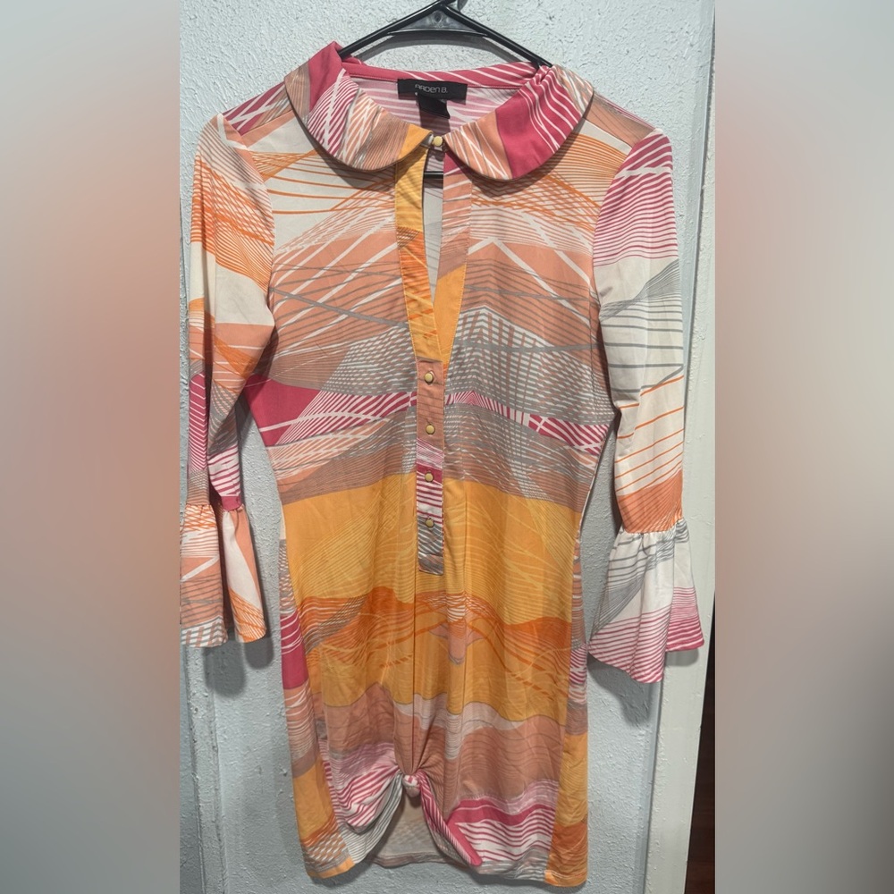 Arden B Multicolor Geometric V-Neck Tunic in Pink, Orange, Yellow